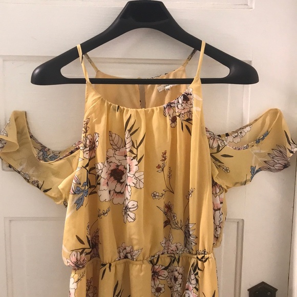 BEAUTIFUL YELLOW DRESS - Picture 3 of 4